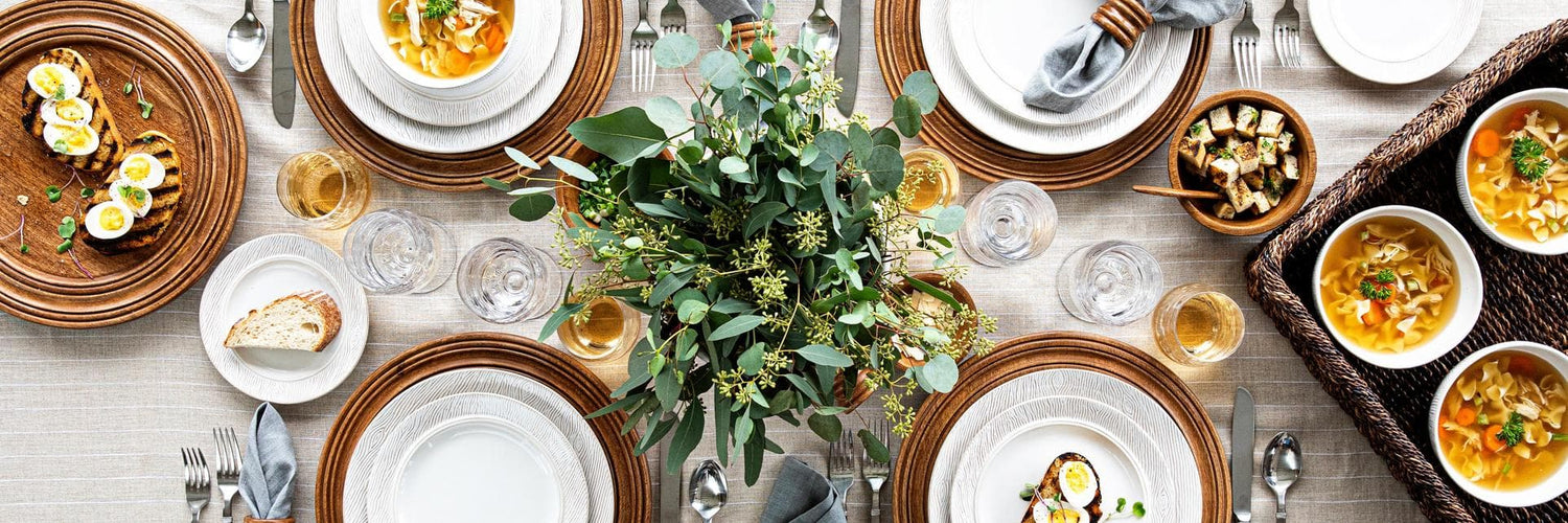 The Blenheim Oak collection mixed with Bilbao wood pieces create a beautiful natural and neutral table.