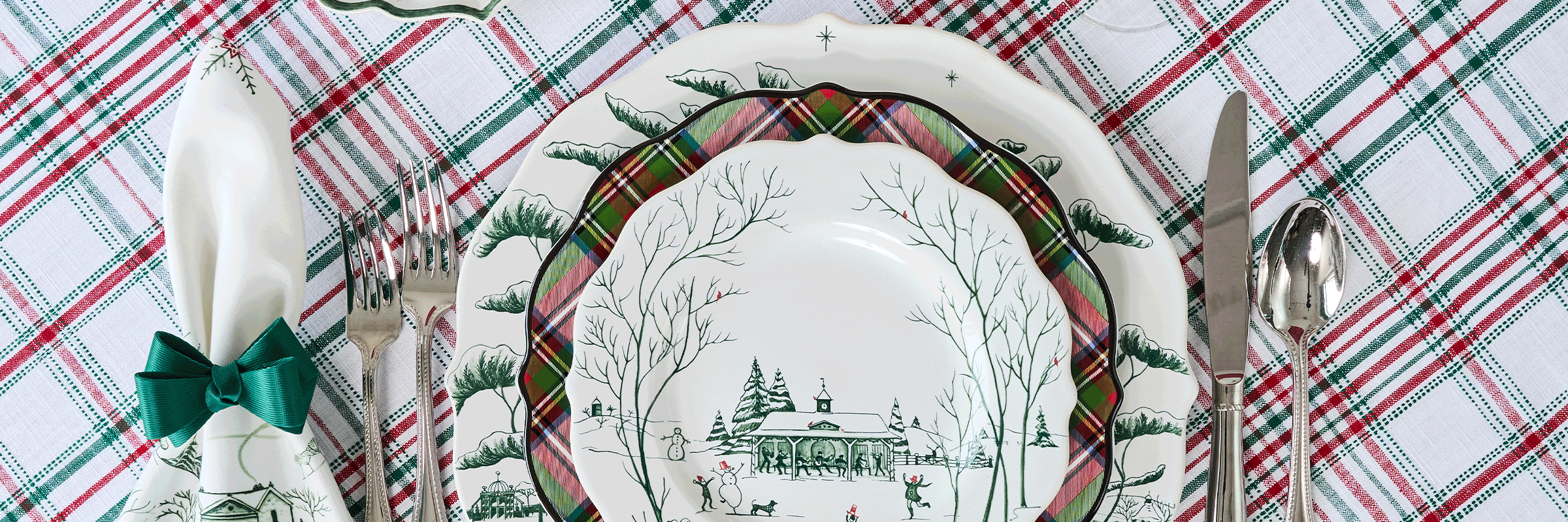 Moveable gif featuring the country estate winter evergreen collection with different plates