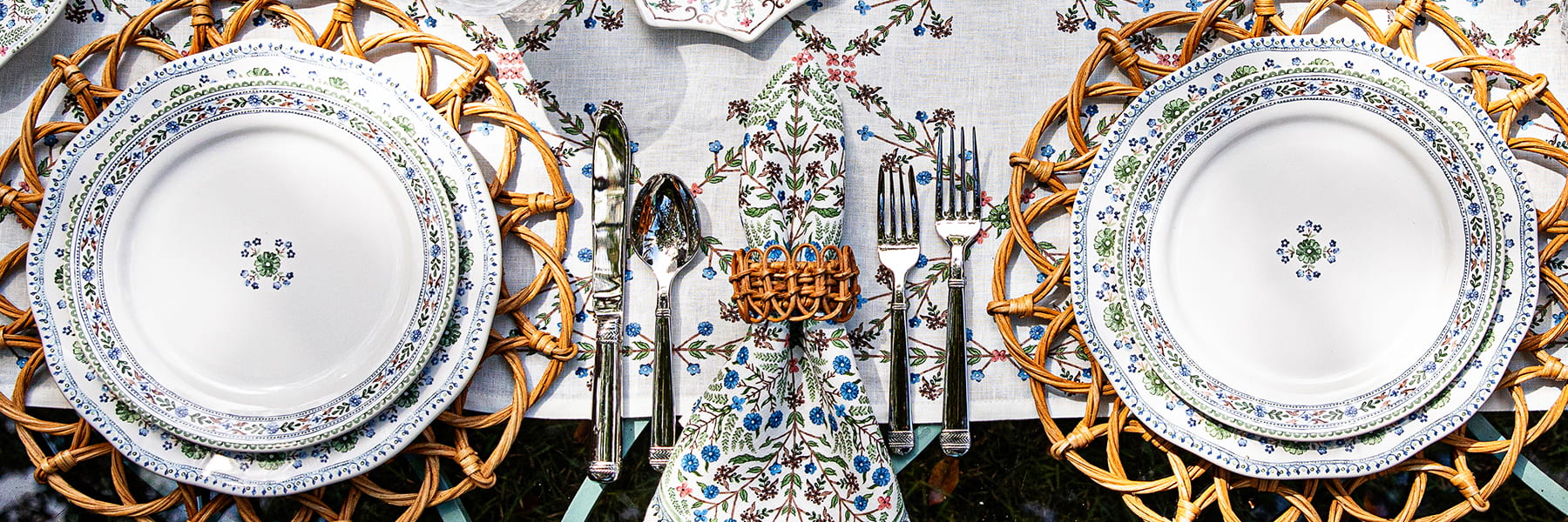 Image showing villa seville plates and linens within a tablescape