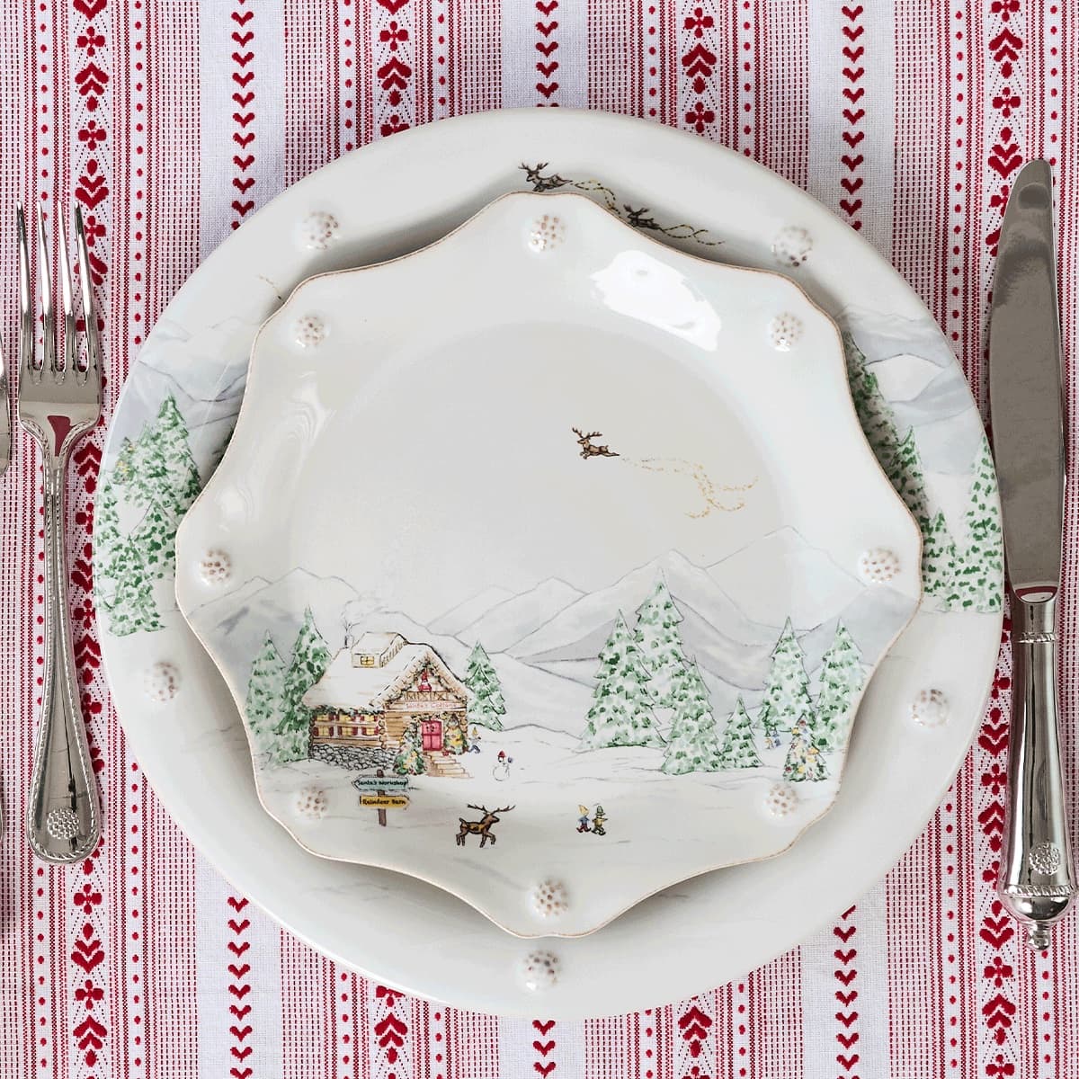 Berry & Thread plates on Villa Stripe linens
