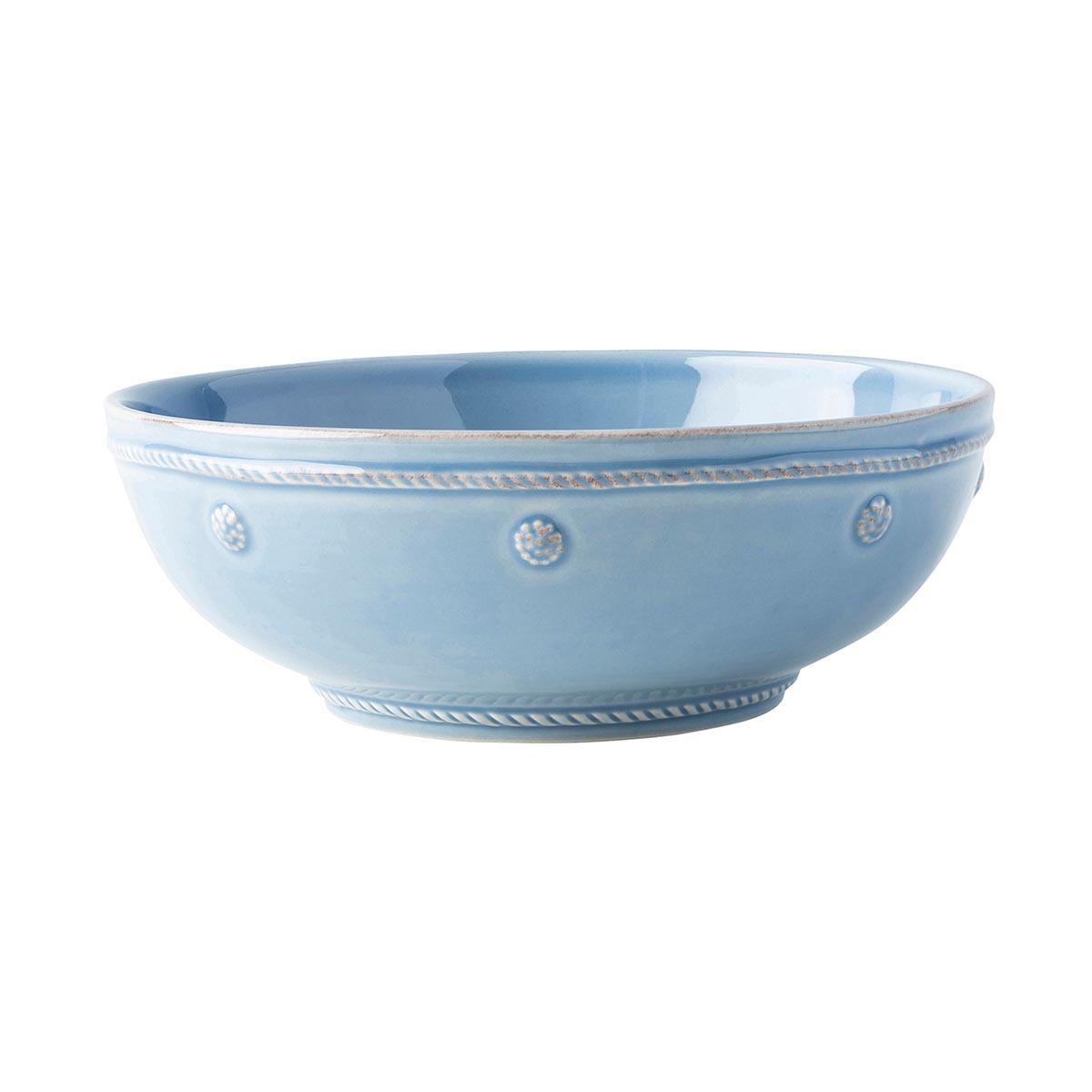 Rimmed with a simple thread and adorned with a sprinkling of berries, this iconic dinnerware collection embraces historic motifs in a sublime blue hue. This coupe bowl is simply trimmed in a classic shape for effortless everyday living.