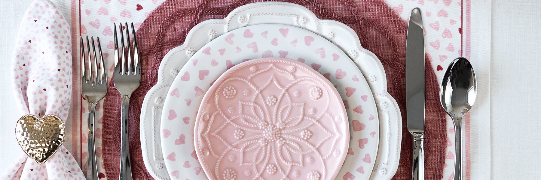 Moveable gif featuring Love You More, Jardin Du Monde, Puro and Berry & Thread 