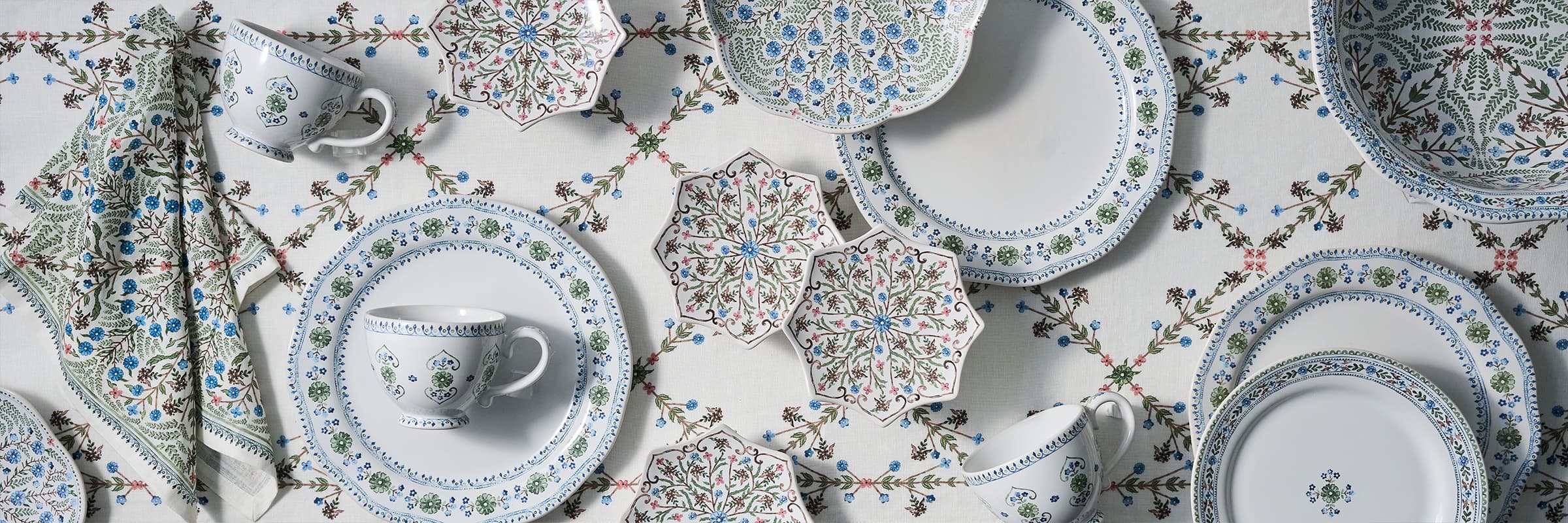 Image showing villa seville plates and linens within a tablescape