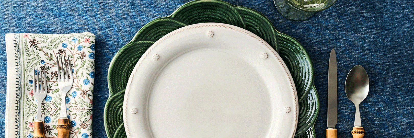 Moveable gif featuring the villa seville collection within a table setting