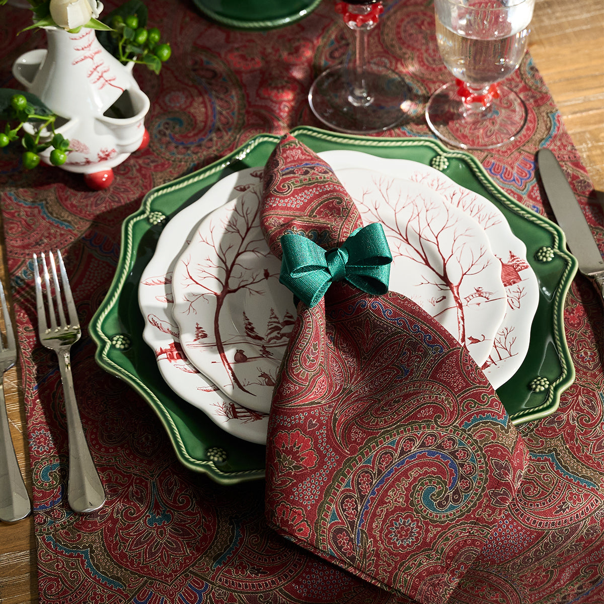 Paisley 18" x 90" Table Runner - Red - alternate angle