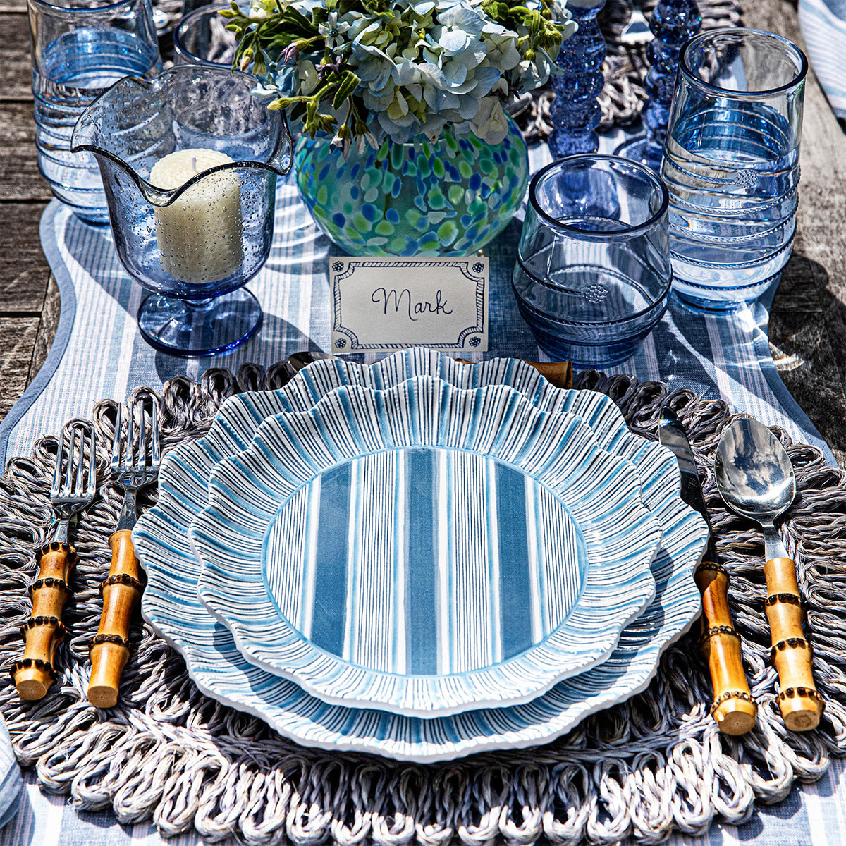 242 ジャネットデルファイトブルー チャイルドプレート4p Cabana Stripe Melamine Dessert/Salad Plate Set/4 - Ocean – Juliska