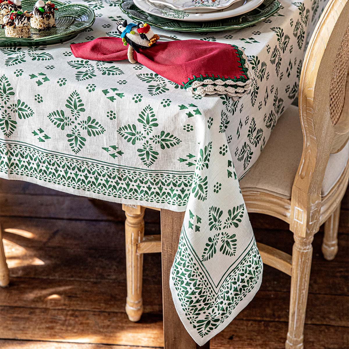 Iberian Border 60 in x 120 in Tablecloth - Evergreen – Juliska