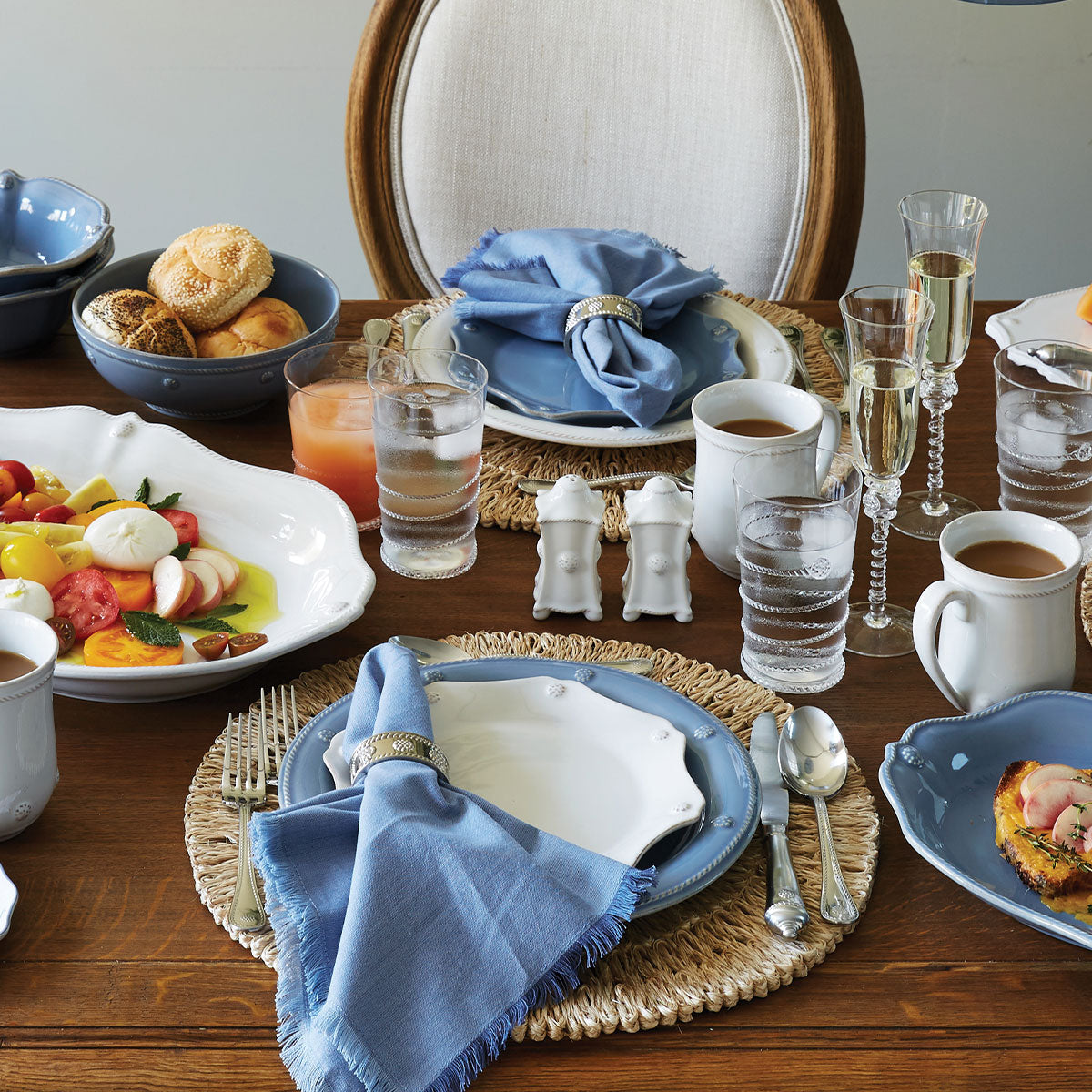ss2430　ジュリスカ　ティーポット　ホワイト　2L　洋風　お茶 　Juliska　BERRY&THREADコレクション　ハンドメイド　白 　洋食器　陶器　ポルトガル製 Berry & Thread Teacup - Whitewash – Juliska