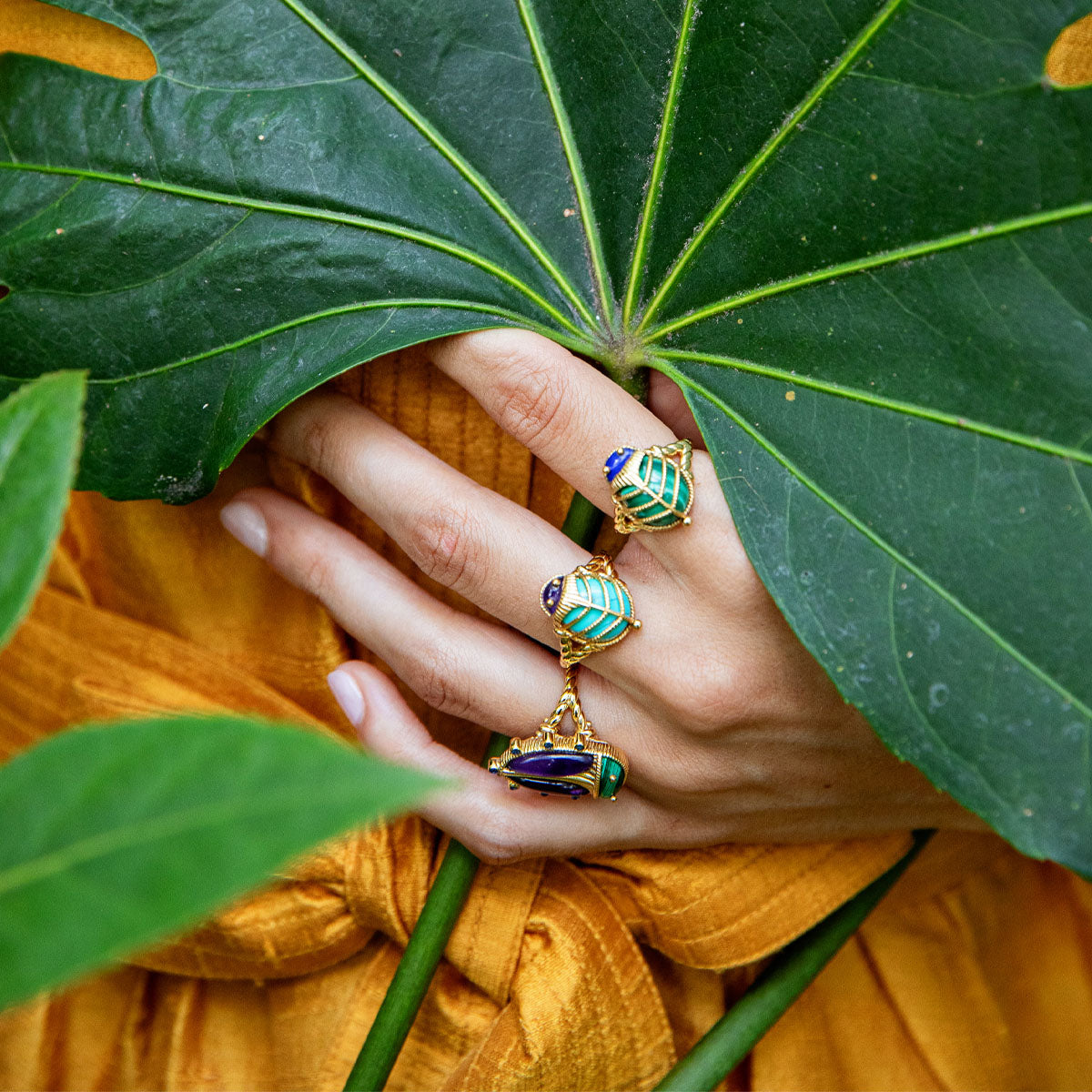 Scarab Petite Ring Amethyst Turquoise, lifestyle setting