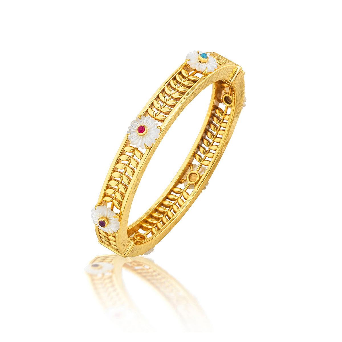 Villandry Fleur Vine Hinged Bangle, S/M - Multi – Juliska