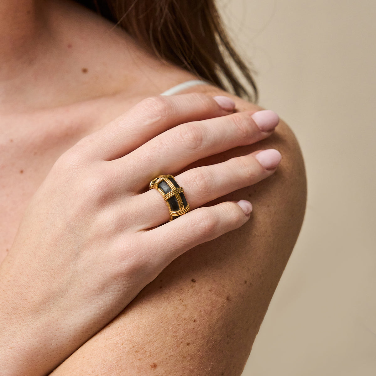 Gaia Ring - Ebony Close Up 