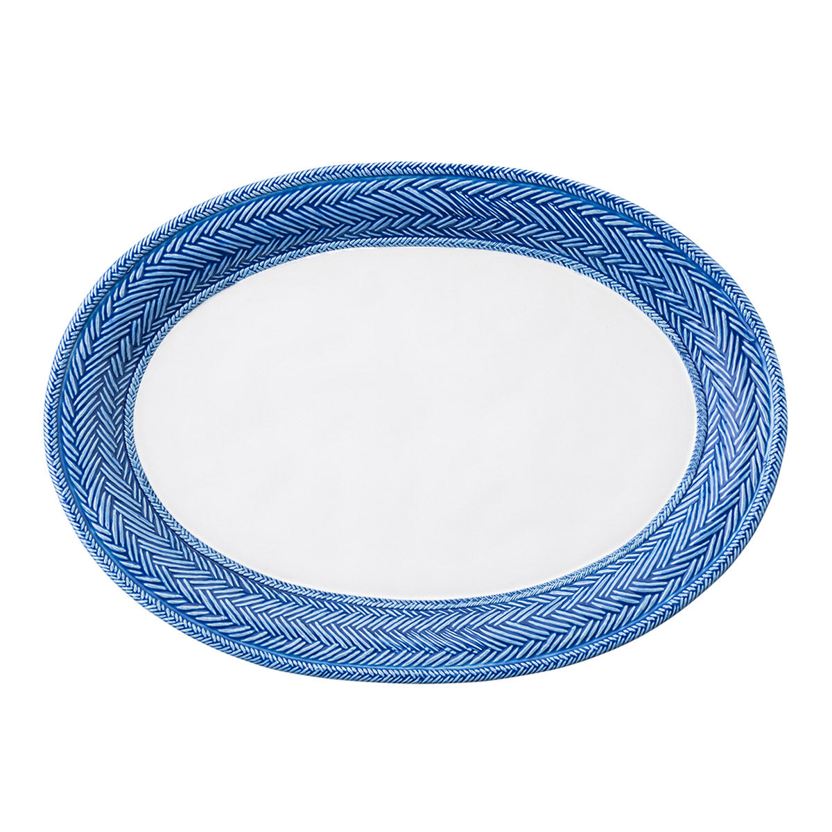The large scale of this basket-weave motif instantly evokes the bounty of the earth and echoes of its harvest. Richly textural and classic in our whitewash glaze, this platter serves up your superstar dishes for a crowd with elegant ease