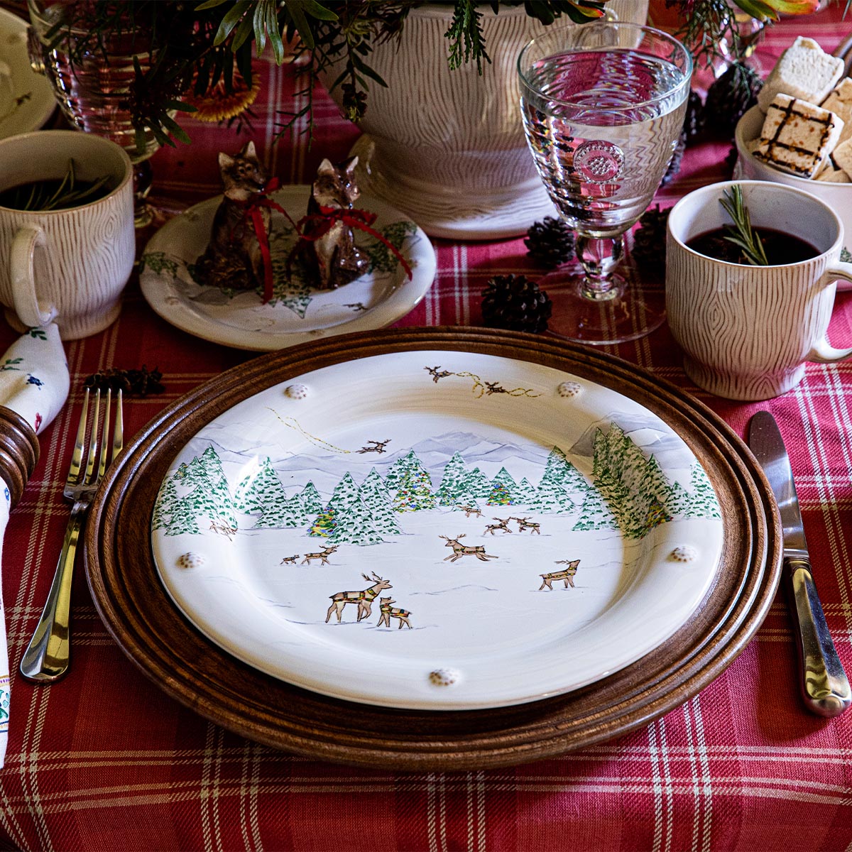 Shop Berry & Thread Dinner Plate - Northpole from Juliska. – Shop
