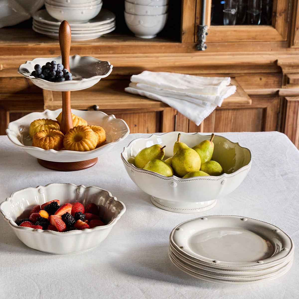 Berry & Thread 13 in Serving Bowl - Whitewash – Juliska