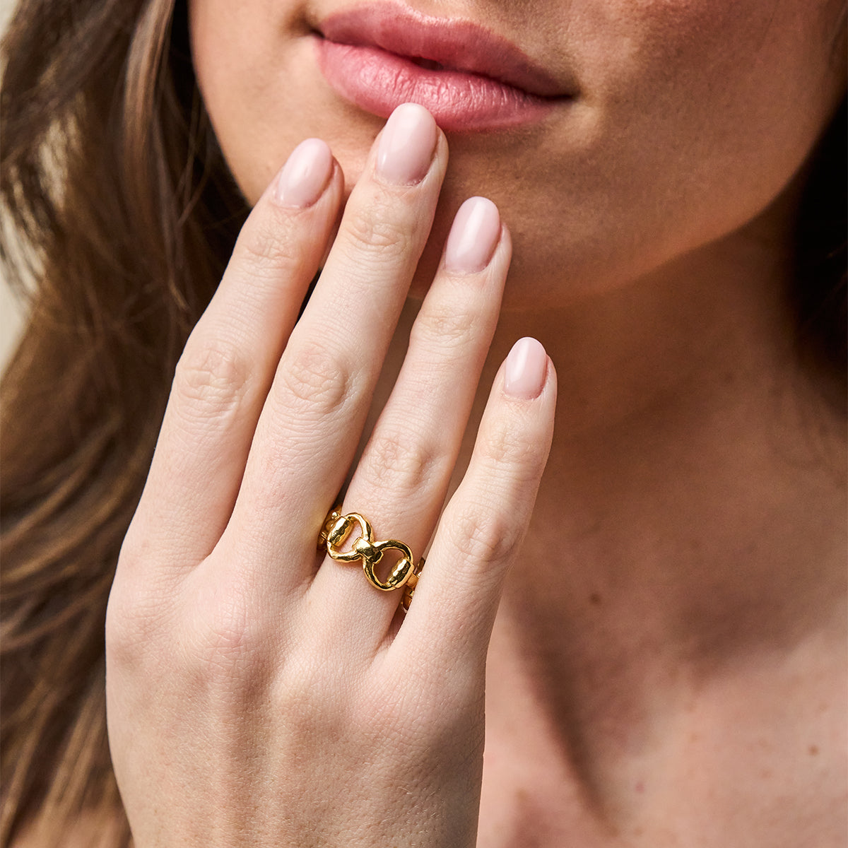 Equestrian Snaffle Bit Ring - Gold close up 