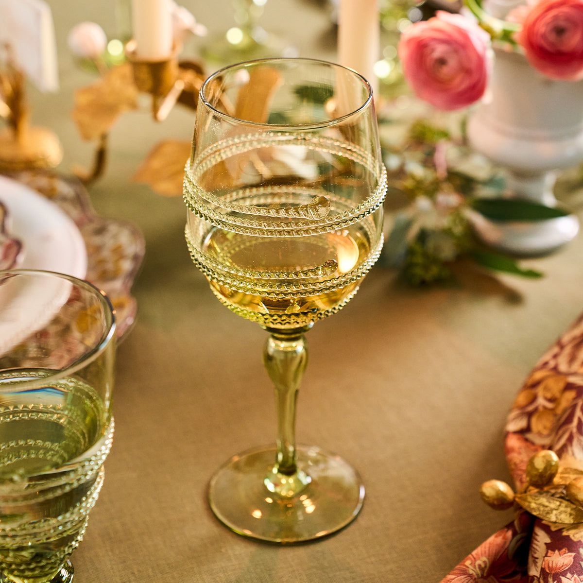 Ella Wine Glass - Green - detail view