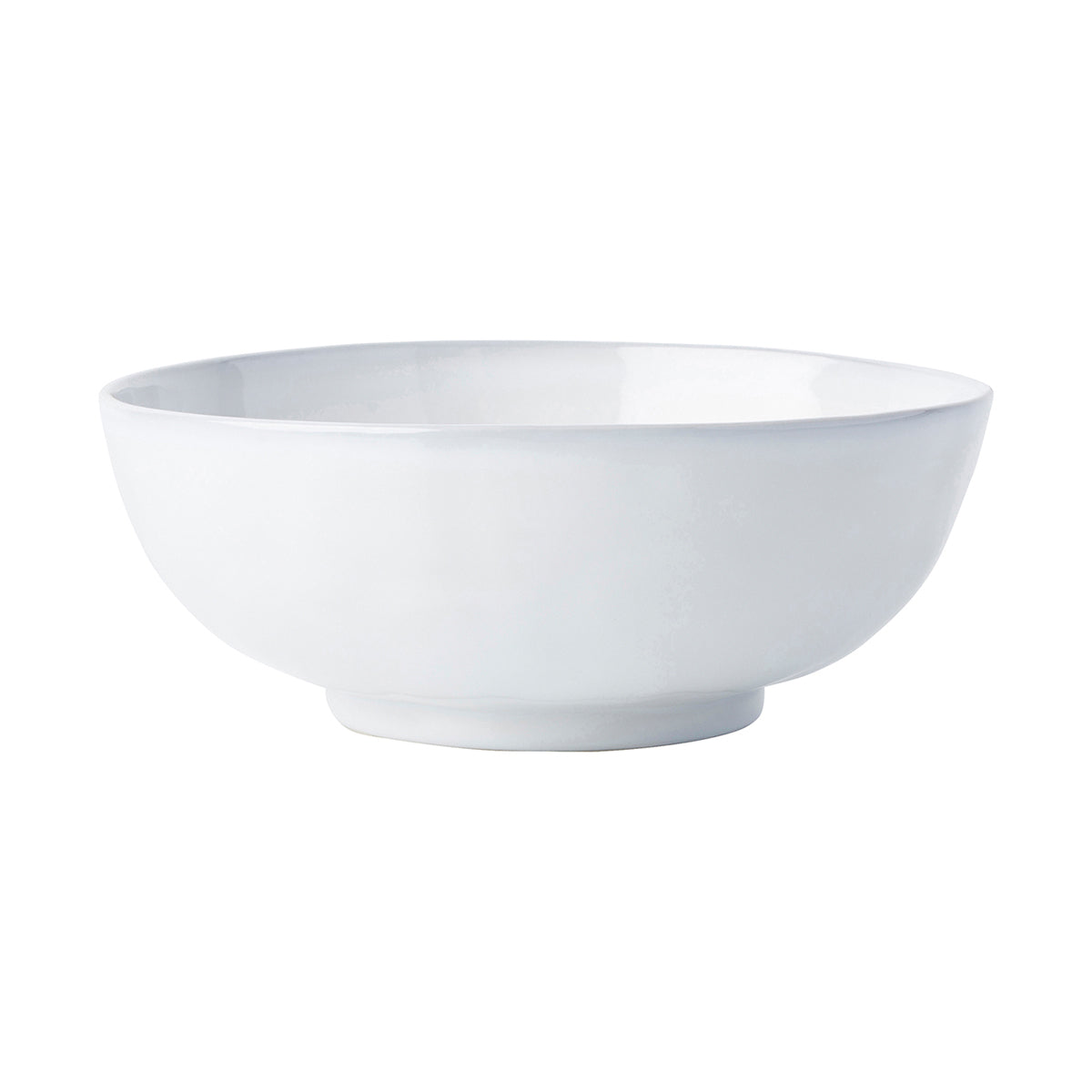 From our Quotidien Collection - Cozy up by the fire on a chilly night with a simmering serving of Blanquette de Veau in our white truffle coupe bowl. Organic styling and simple structure make this the perfect compliment to our other collections and patterns.
