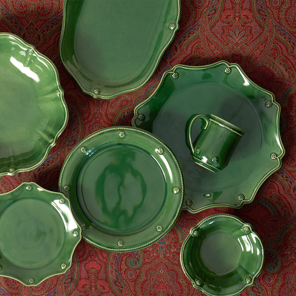Berry & Thread Scalloped Charger/Platter - Basil - close-up detail