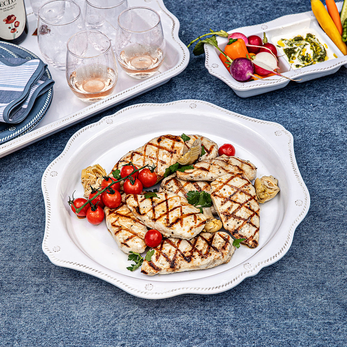 みるくmilk 　MERTENSEN バタフライプレート ホワイト Berry & Thread Melamine 17 in Round Platter - Whitewash – Juliska
