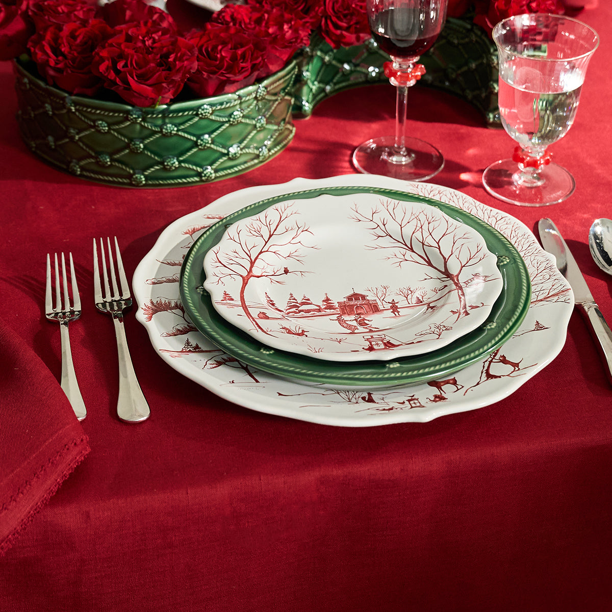 Berry Scallop 60" x 120" Tablecloth - Ruby - detail view