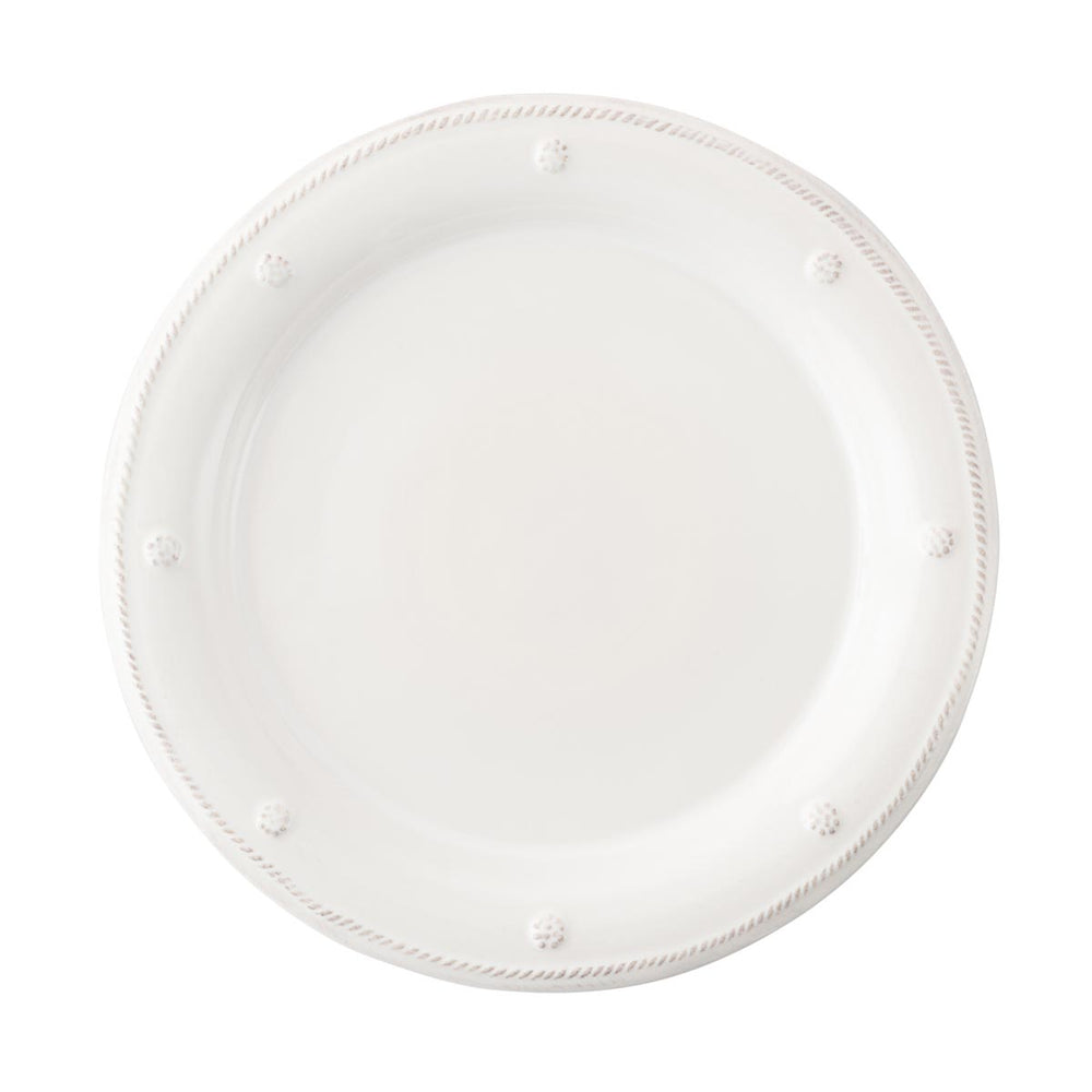 Our casually elegant Whitewash dinner plate is divinely versatile and transcends the ordinary with an infusion of everyday sophistication.