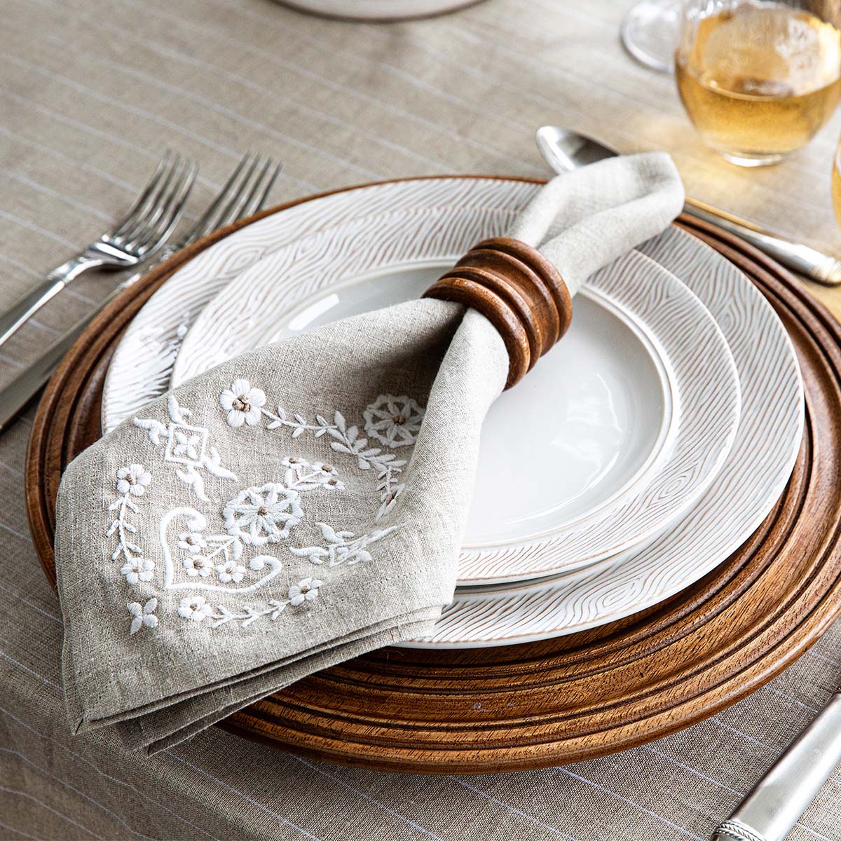 Bilbao Wood Charger/Platter | Juliska