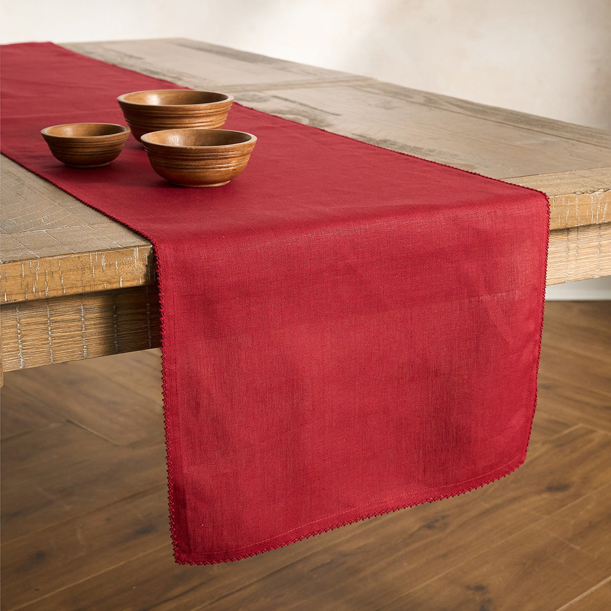 Berry Scallop 18" x 90" Table Runner - Ruby - detail view