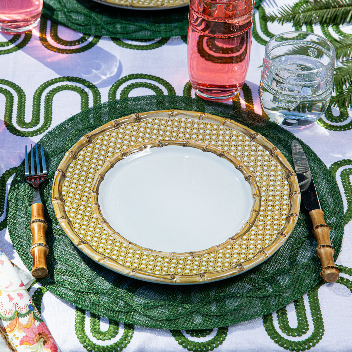 食器 YUKO Bamboo Caning Melamine Dinner Plate | Juliska – Shop Juliska