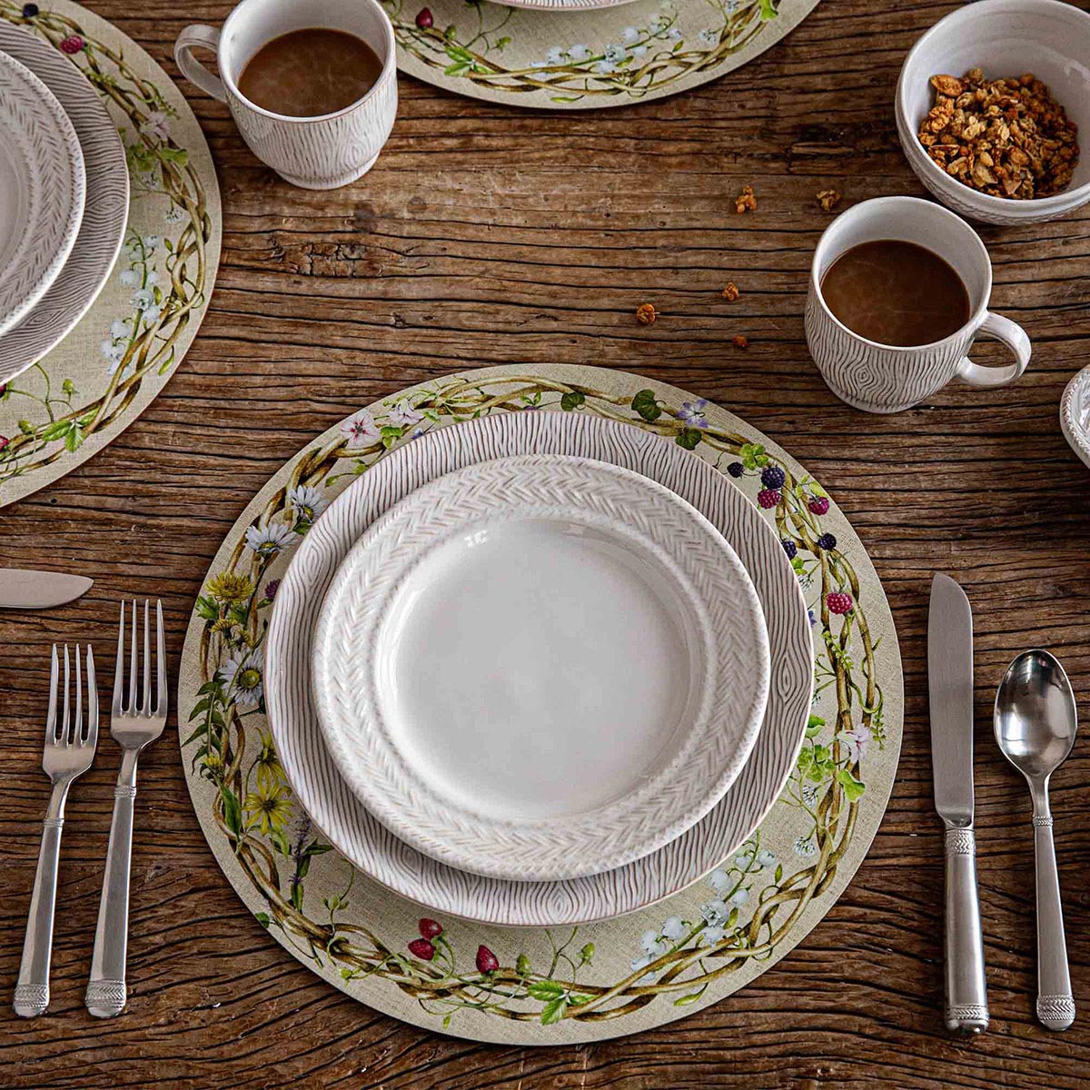 Blenheim Oak Dinner Plate - Whitewash | Juliska