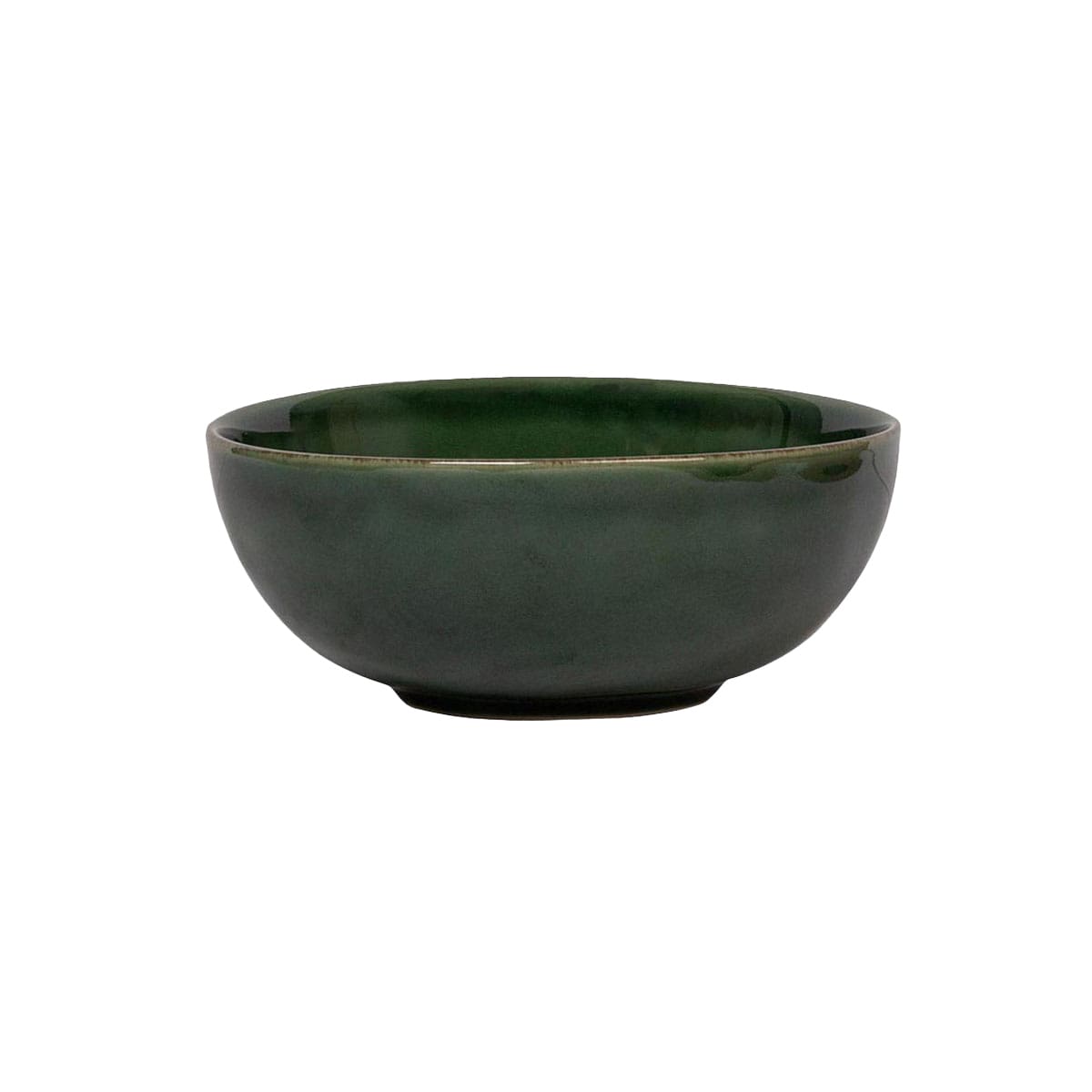 Purely lovely in its understated and artisanal aesthetic, this versatile bowl in lush and verdant green is our go-to for everything from fresh fruit in the morning to your favorite pasta dish for midweek supper. 