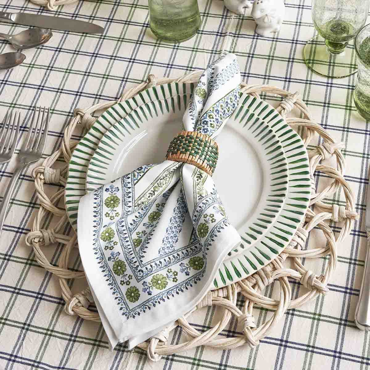 Sitio Stripe 16pc Place Setting - Basil – Shop Juliska