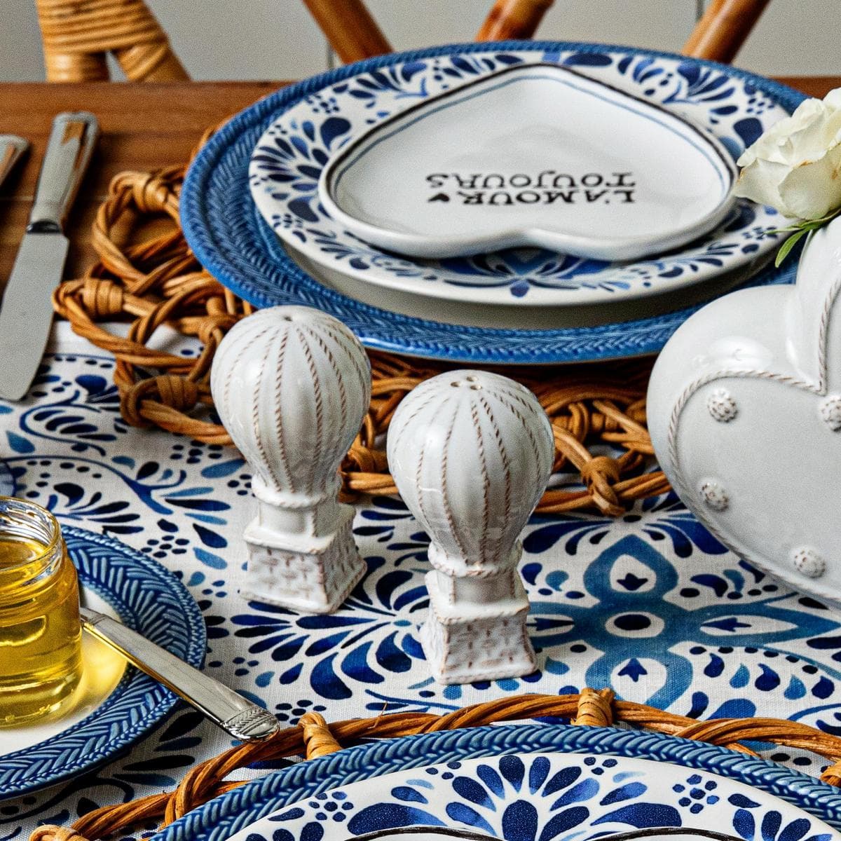 パルスクイーズ　ラ・パルレ　ネオゴールドジェル&パルメソ付き L'Amour Toujours Hot Air Balloon Salt & Pepper Set | Juliska