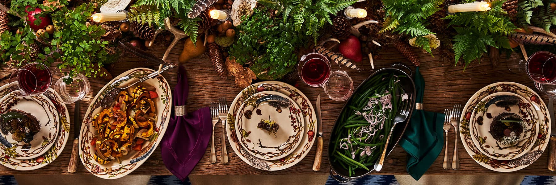  Create a beautiful Thanksgiving table setting with Juliska's Forest Walk dinnerware.
