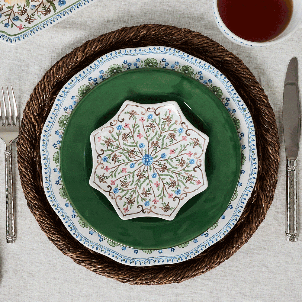 Moveable gif featuring the villa seville collection mixed with different plates