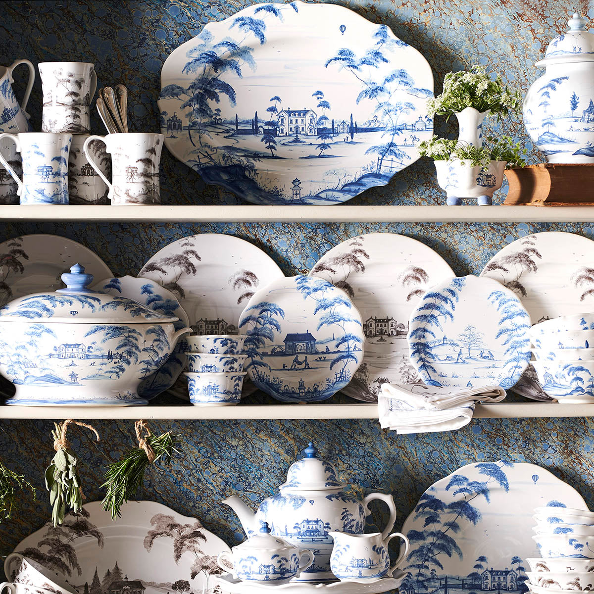 Country Estate 18.5 in Platter - Delft Blue – Juliska