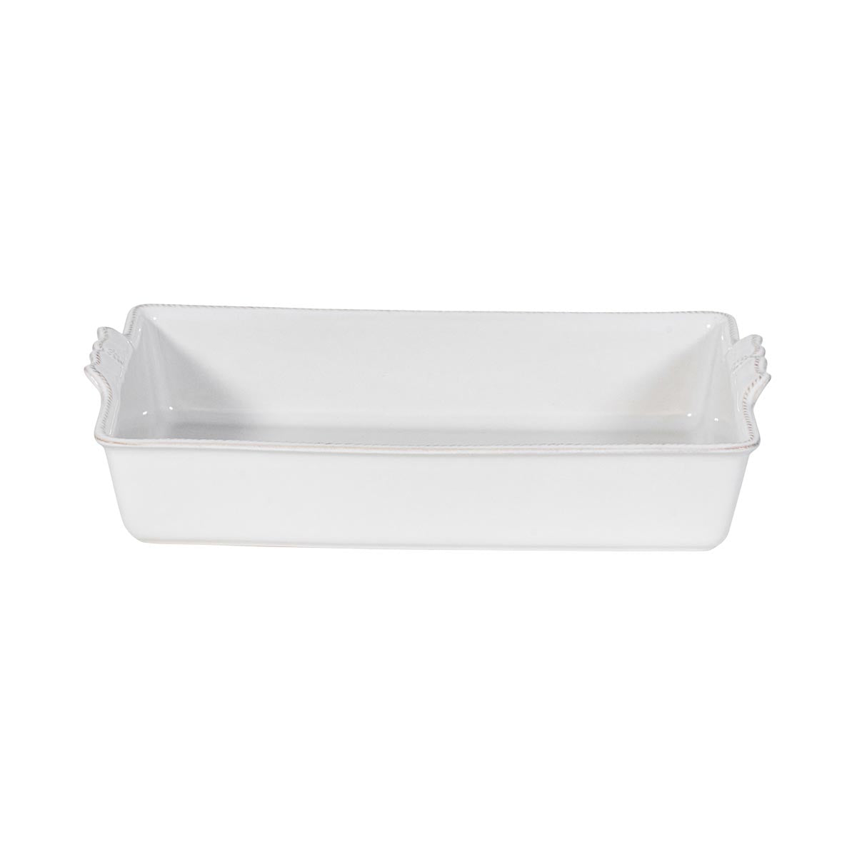 For everyday baking to special occasion presenting for a crowd, this versatile dish is designed to do it all, featuring a beautiful, scalloped rim to frame all of your baking triumphs.
