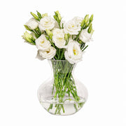 Puro Glass vase with white flowers.