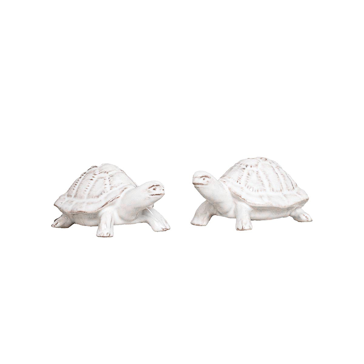 Symbolizing wisdom and good luck, these beautifully sculpted ceramic turtles bring a sprinkling of whimsy to the table - and serve as a reminder to slow down and savor time spent with friends and family gathered around the table (al fresco or otherwise).  Packaged in our signature Juliska gift box, this set makes a delightful present for any entertaining enthusiast.