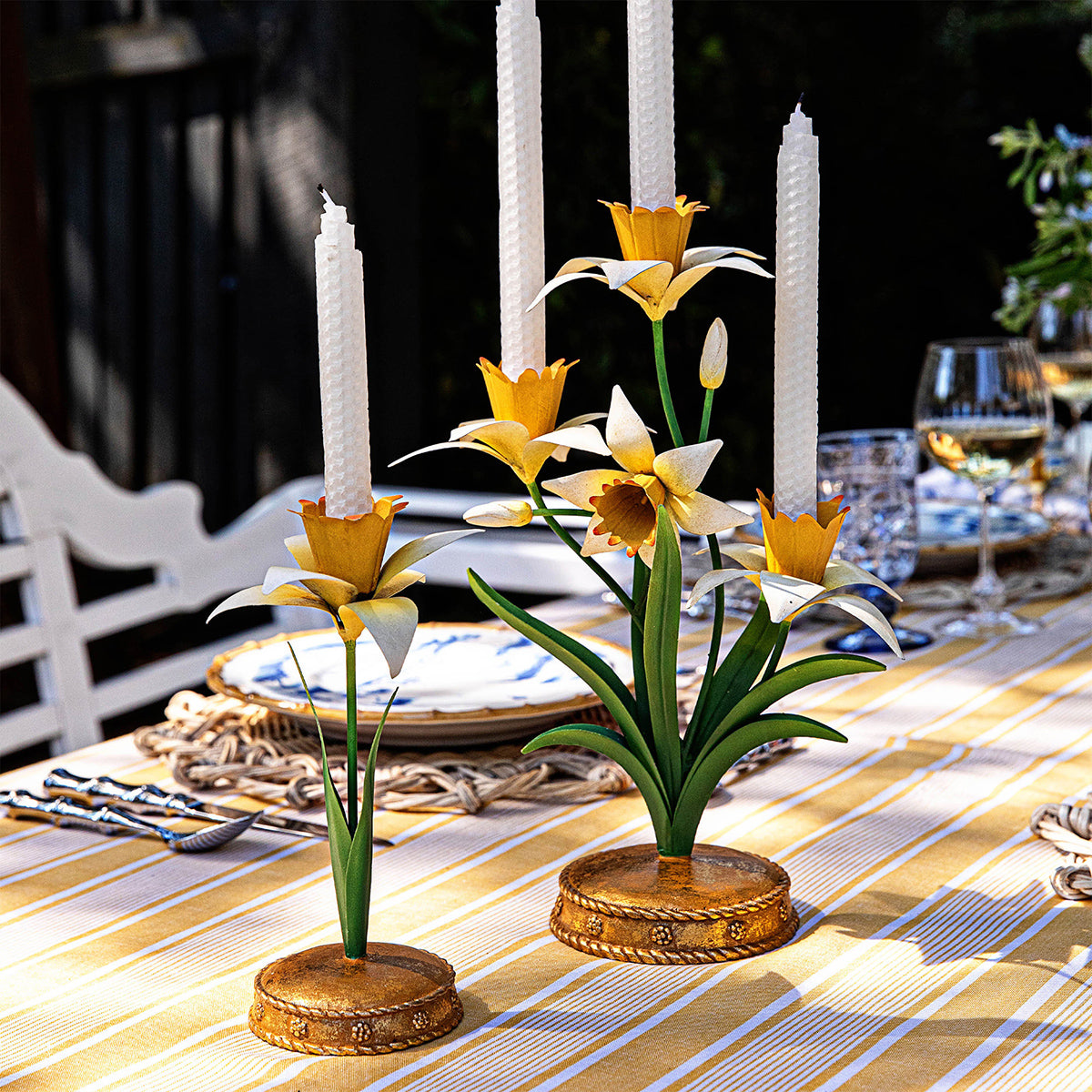 Meadow Walk Daffodil 14 in Centerpiece Candelabra - Yellow – Juliska