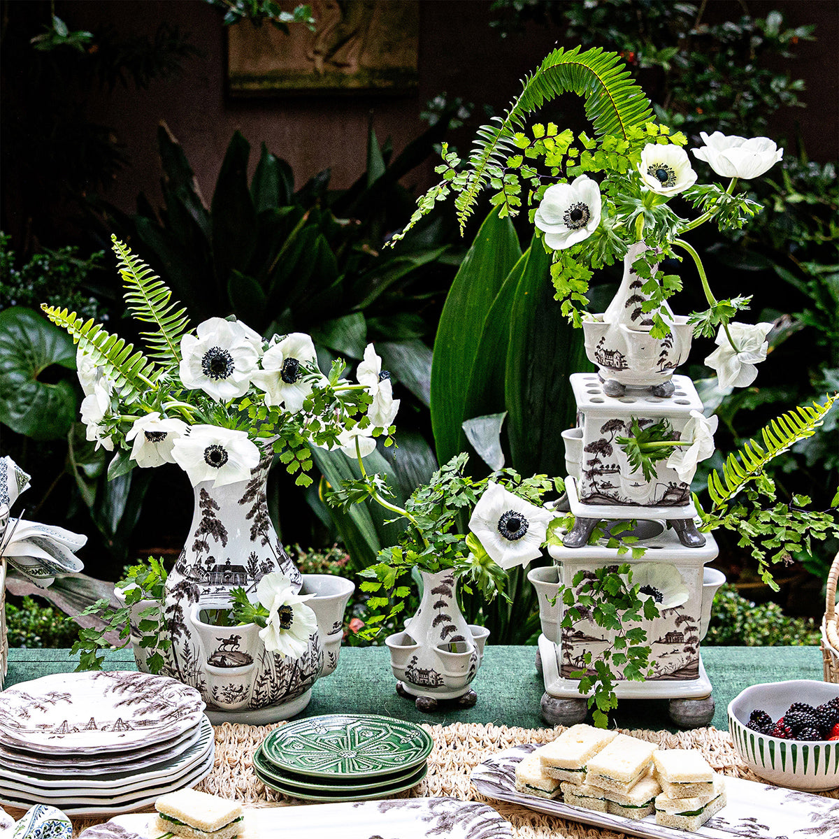 Country Estate 6 in Tulipiere Vase - Flint Grey – Juliska