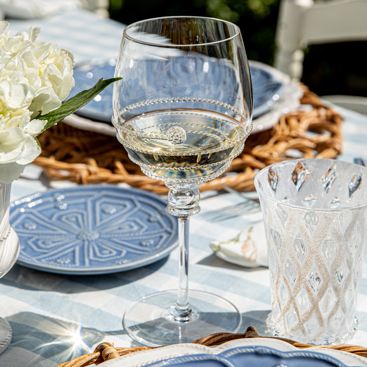 Amalia Full Body White Wine Glass - detail view