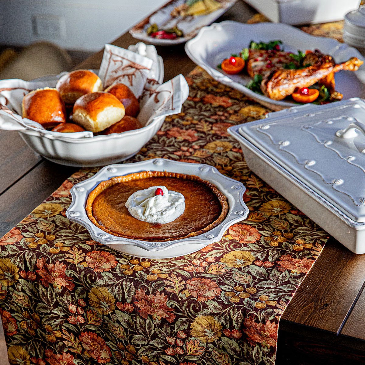 Berry & Thread Pie Dish - Whitewash – Juliska