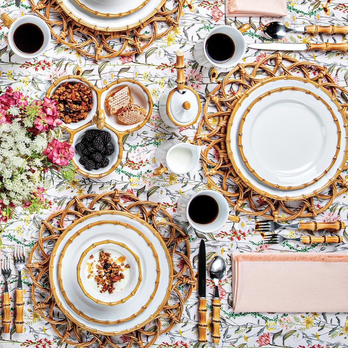 Bamboo 4pc Place Setting -Natural - detail view