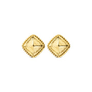 From our Earth Goddess collection, these clip earrings frame your face with glinting gold. As you catch your reflection while wearing these statement earrings, be reminded to drink in the fresh air and stay grounded.