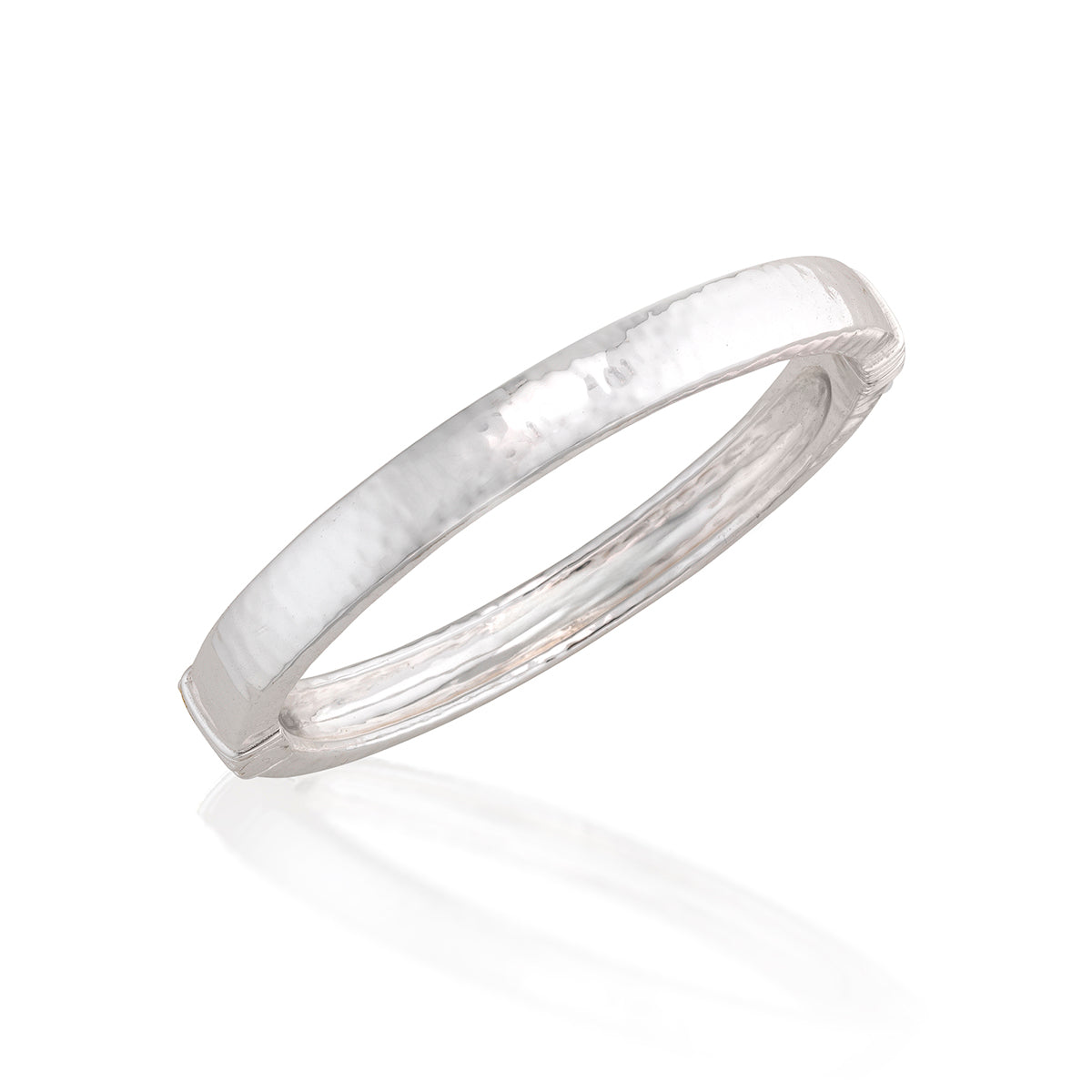 Cleopatra Oval Hinged Bangle, S/M- Silver Detail