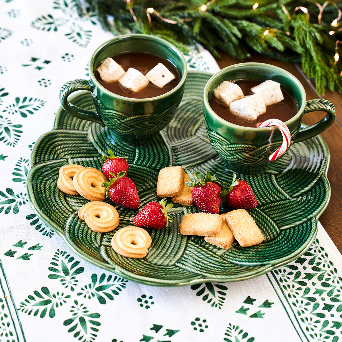 Le Panier Mystic Knot Charger/Platter - Basil – Juliska