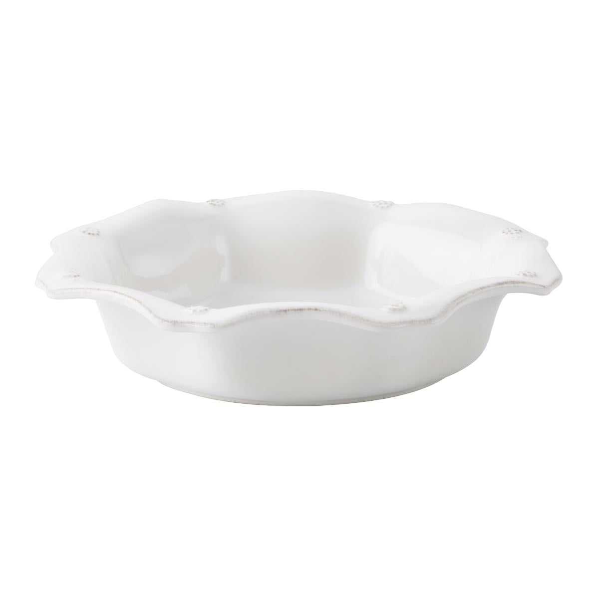 Perfectly proportional bowl for salad, pasta or your best beef bourguignon with a toasted slice of bread - there's room aplenty.