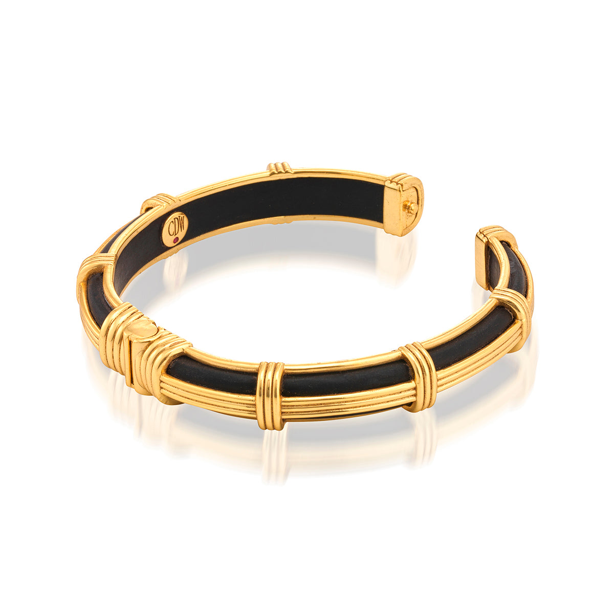 Gaia Petite Hinged Bangle, S/M - Ebony Top Detail