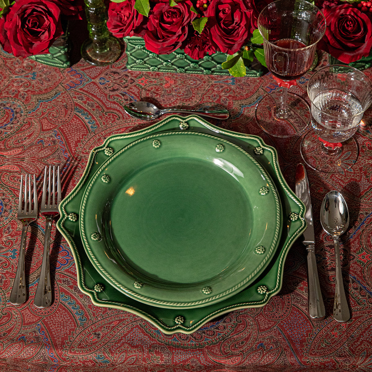 Berry & Thread Dinner Plate - Basil - detail view