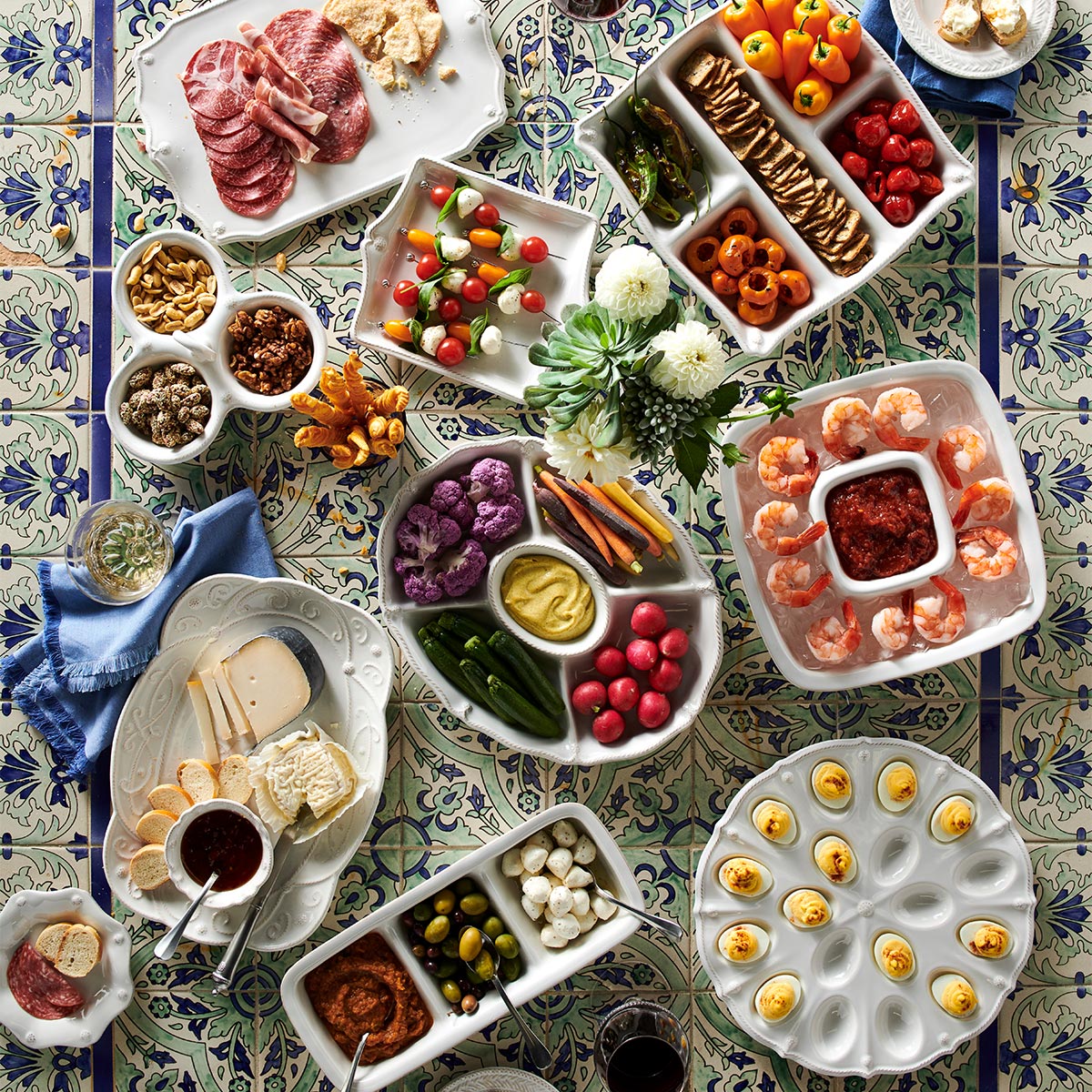 Berry & Thread Deviled Egg Platter in Whitewash – Shop Juliska